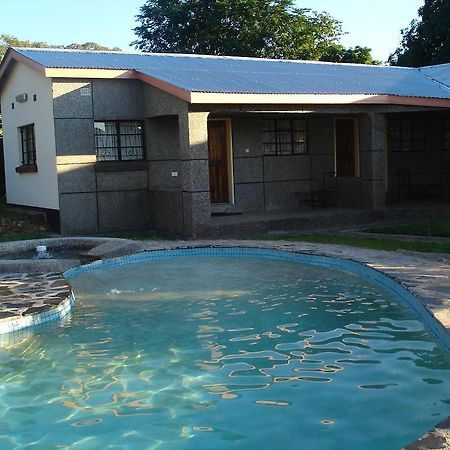 The Stone Guest House Livingstone Exterior foto