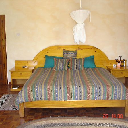 The Stone Guest House Livingstone Habitación foto
